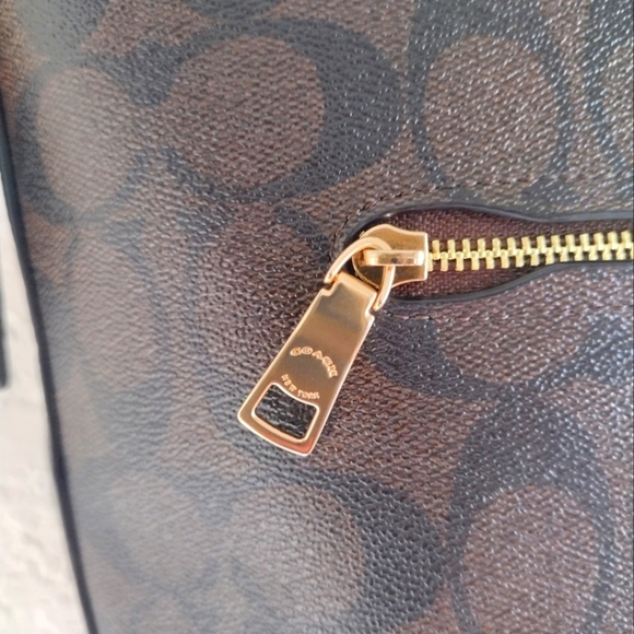 Coach Signature Canvas Val Duffle Bag NWT - Picture 14 of 16